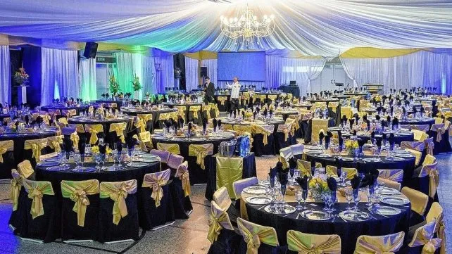  Crisis: Servicios gastronómicos en jaque: “Hay pocas fiestas y con menos gente”