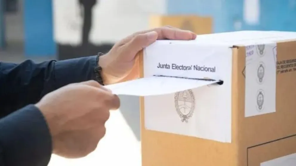  Al mediodía del domingo votó en Entre Ríos alrededor del 30 % del padrón