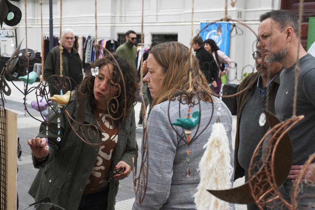  Invitan a emprendedores a sumarse a la Feria del Día de la Madre