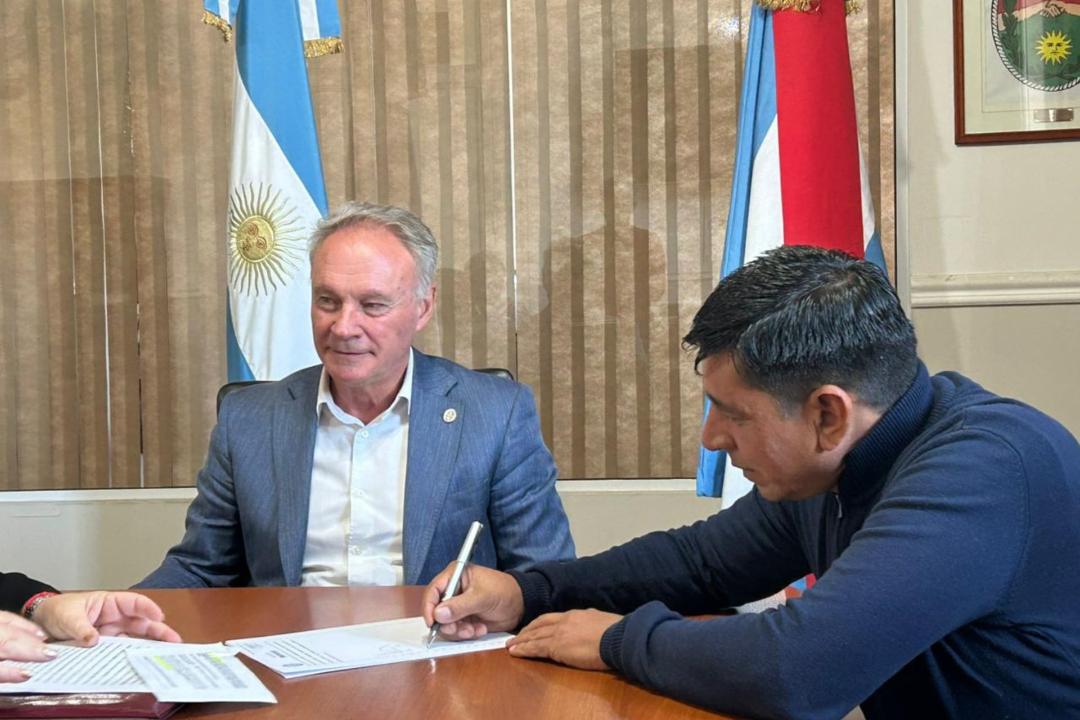  Se firmó contrato para la obra de reestructuración en el Hospital San Roque de Paraná