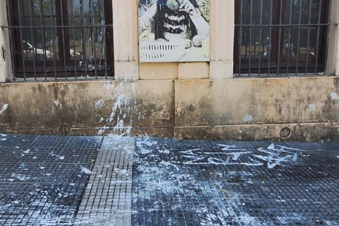  Se radicó una denuncia por actos de vandalismo y pintadas antisemitas en un museo provincial