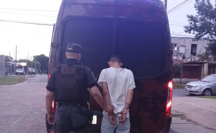  Un adolescente armado y un pitbull atacaron e hirieron a una familia en el barrio Paraná XVI