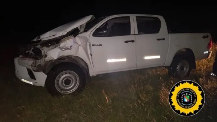  Camioneta chocó contra un camión en Ruta 12 cuando viajaba hacia Paraná