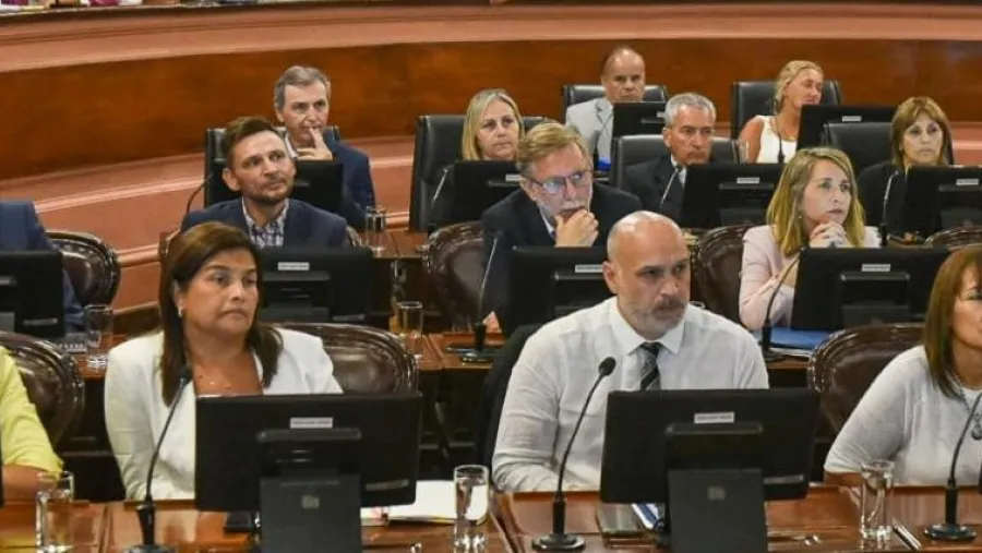  Diputados peronistas aprobarán el Presupuesto 2026 pero no el endeudamiento