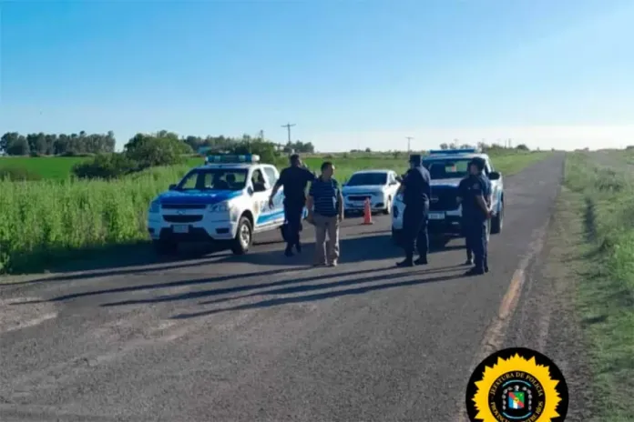  Iban de a cuatro en una moto, se cayeron y casi muere un bebé