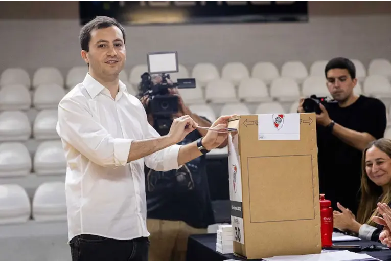  Stefano Di Carlo ganó las elecciones y es el nuevo presidente de River Plate