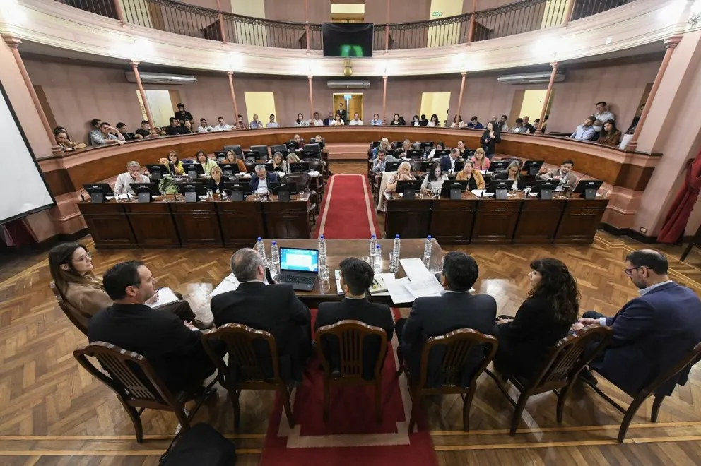  La Cámara de Diputados continuará el lunes el debate sobre el proyecto de la Ley de Leyes para la provincia