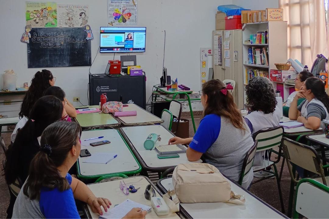  Más de mil docentes inician formación sobre el uso de pantallas en la infancia y adolescencia
