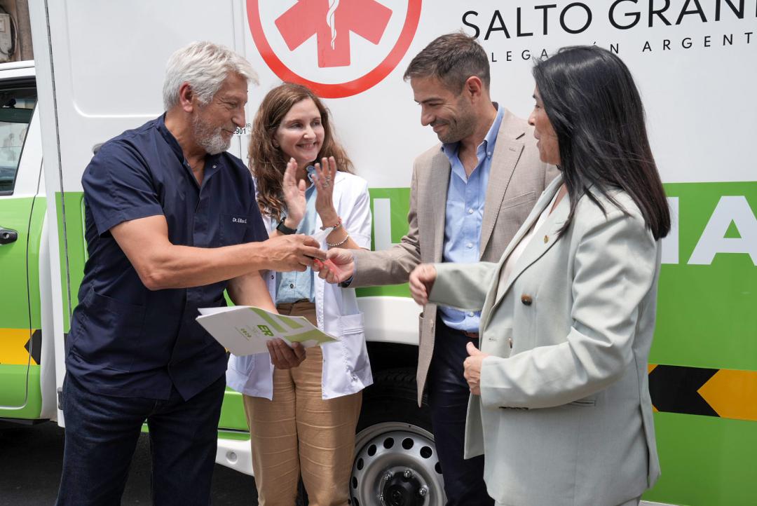  El Hospital San Blas de Nogoyá incorporó una ambulancia de mediana complejidad