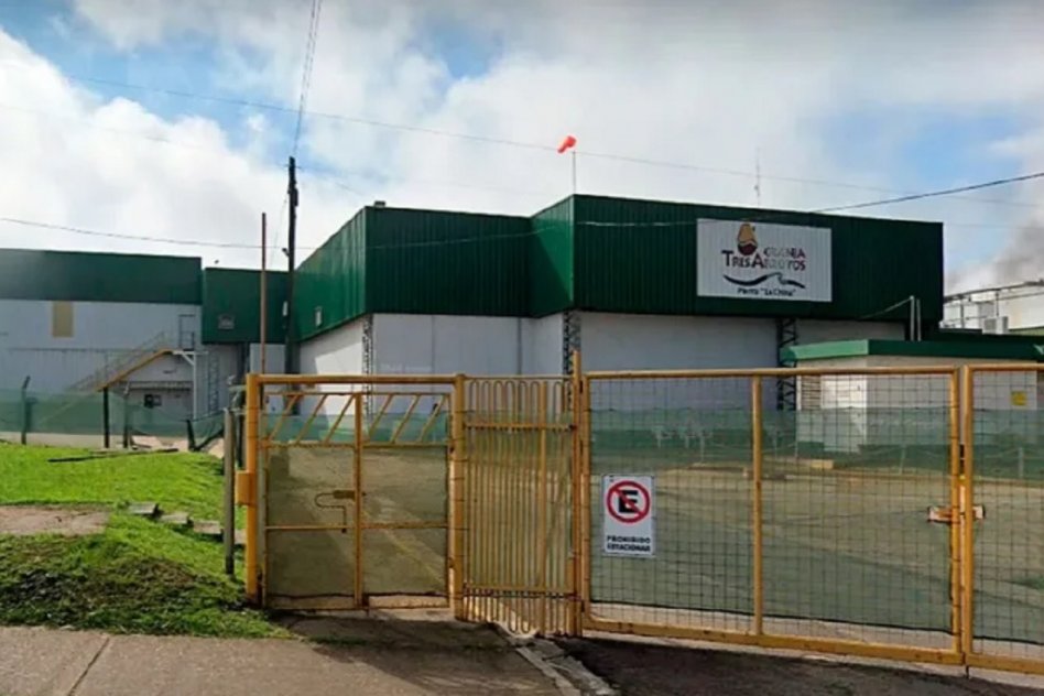  Trabajadores de Granja Tres Arroyos denuncian falta de pago de la cuota alimentaria