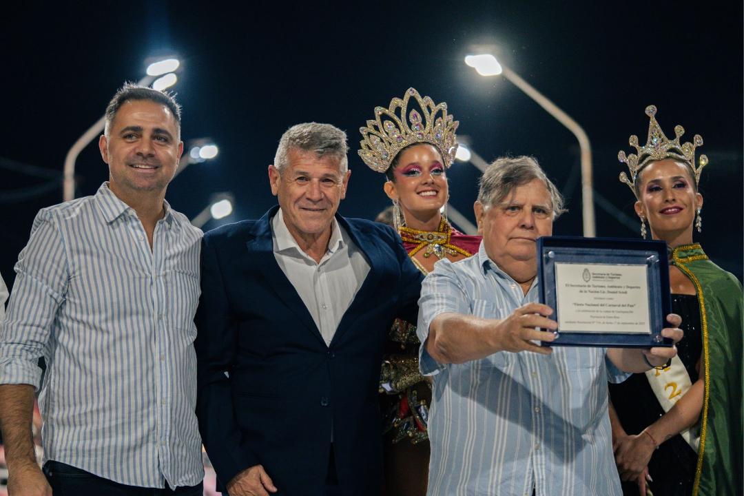  Con la primera jornada de la fiesta nacional en Gualeguaychú abrió la temporada de carnavales entrerrianos