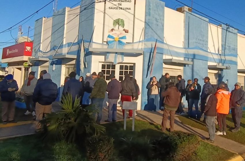  Los trabajadores le torcieron la mano al intendente: el acuerdo que llegó después de semanas de conflicto
