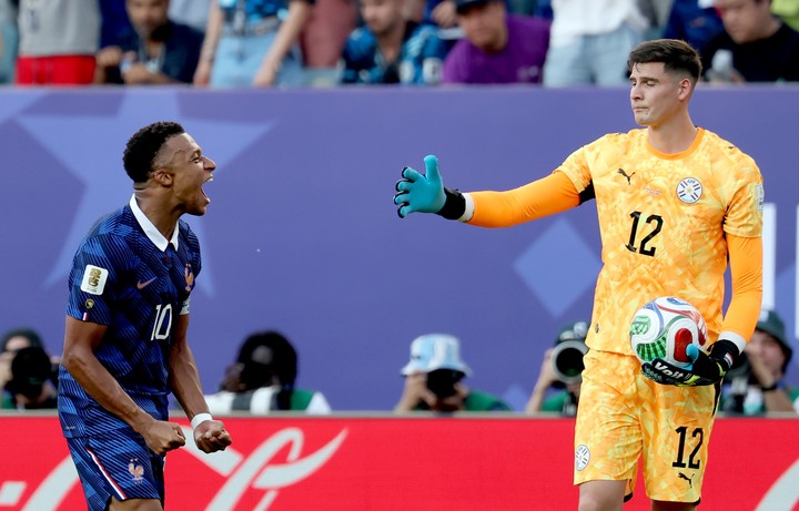  Francia puso fin al sueño de Paraguay y avanzó a cuartos del Mundial 2026
