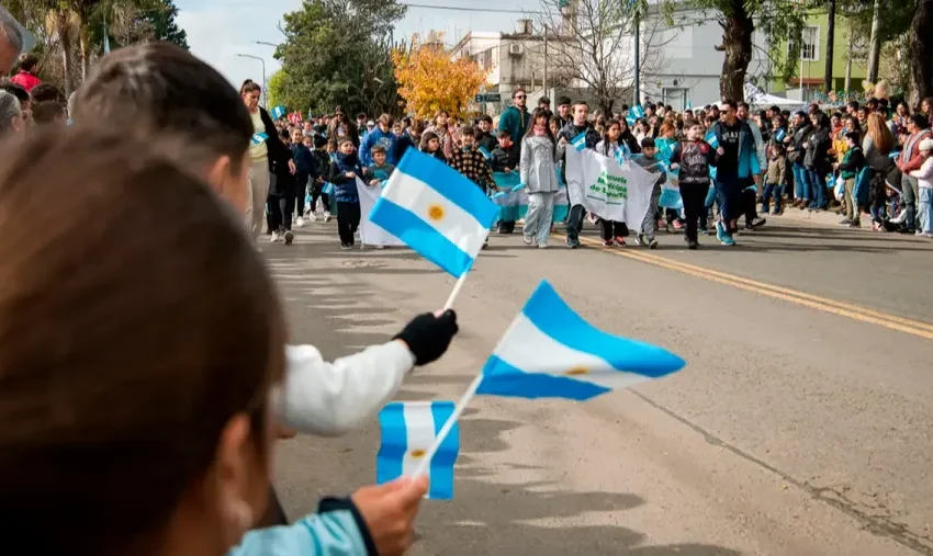  Paraná celebrará el día de la Independencia con gala artística y desfile cívico-militar