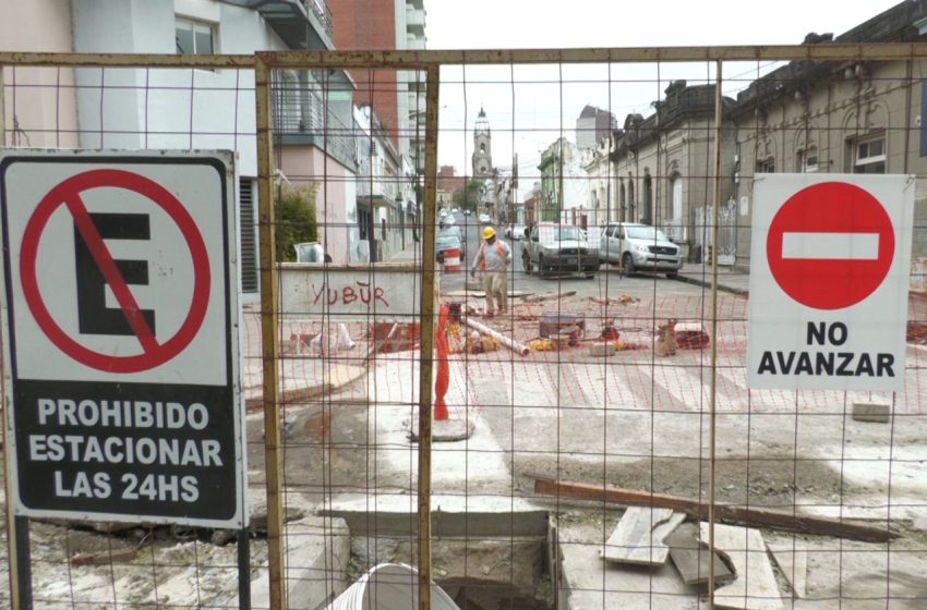  El Municipio pidió a la provincia acortar plazos para la culminación de la obra de desagües que afecta el tránsito en el centro