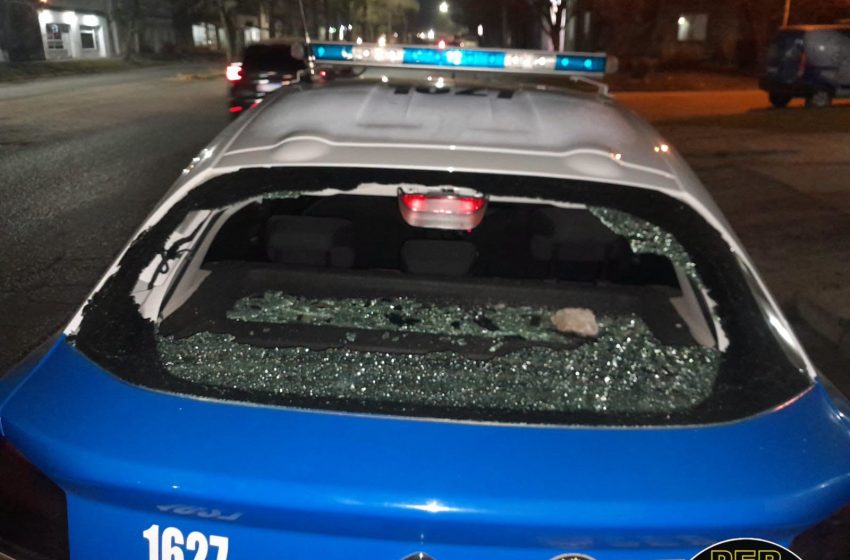  Concepción del Uruguay: Atacó un patrullero a piedrazos, escapó por un asentamiento y terminó detenido con un arma casera