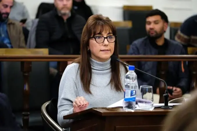  Una senadora del PJ apoya la Reforma Previsional y sería expulsada de su partido