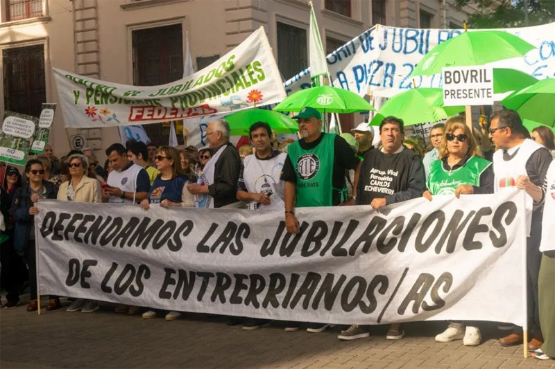 El Gobierno provincial afrontará una semana clave por la reforma previsional y la paritaria docente