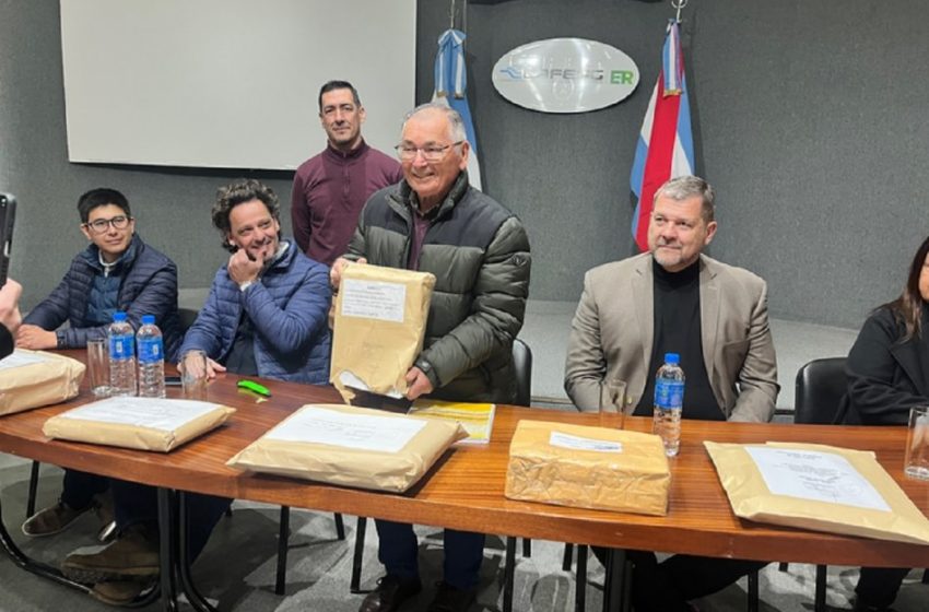  Licitan obras para escuela especial de Federación