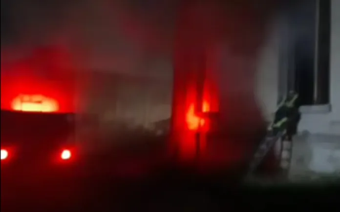 Sofocaron un incendio en la zona del puerto de Paraná