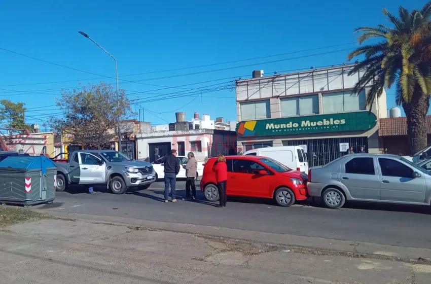  Choque múltiple en Paraná: Una frenada derivó en daños y demoras en el tránsito