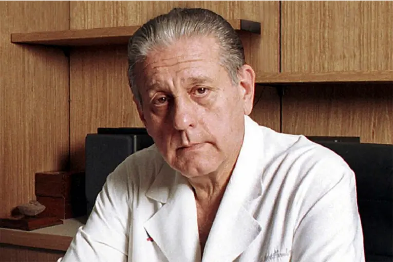  Se conmemora el Día Nacional de la Medicina Social en homenaje a René Favaloro