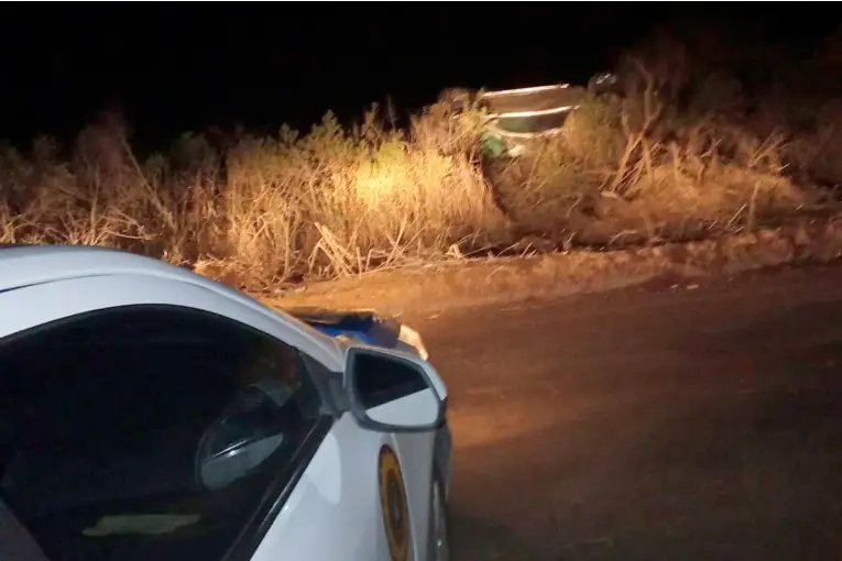  Grave vuelco en un camino rural: Un hombre sufrió fracturas en el tórax y quedó internado