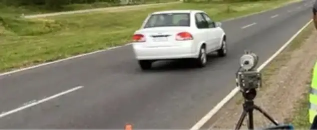  Fuerte reclamo de automovilistas por multas frente al acceso a Crespo
