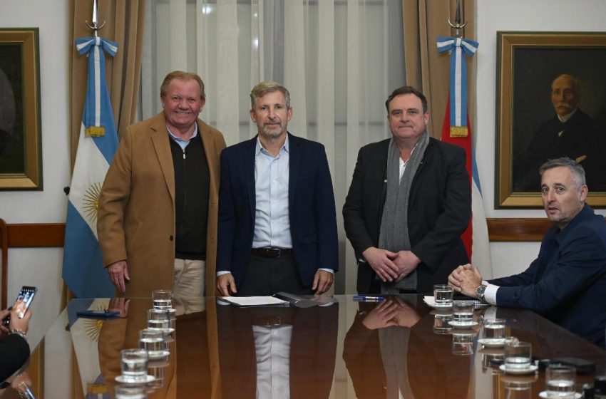  El Municipio  de Libertador San Martín recibió reconocimiento por trabajos viales