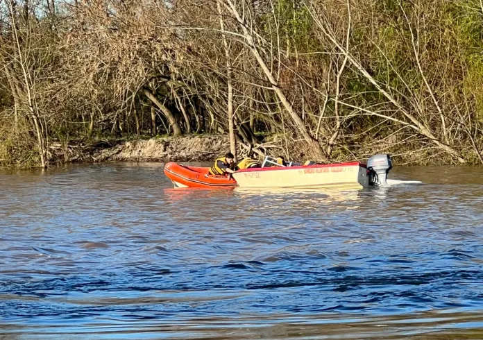  Rescate en el río Gualeguay: Volcó una embarcación y salvaron a sus ocupantes