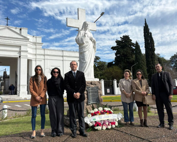  Concepción del Uruguay: Abogados locales rindieron homenaje a colegas fallecidos en el marco de su día