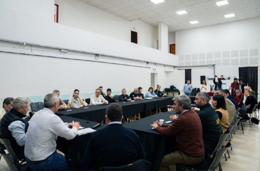  Entre Ríos se anticipa a la temporada y coordina una estrategia turística para la costa del río Uruguay