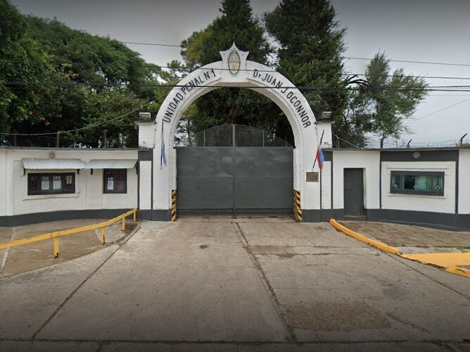  Apuñalaron a interno en la cárcel de Paraná y murió en el hospital: Identidad de la víctima y el supuesto agresor