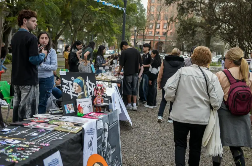  Más de 120 estudiantes fueron protagonistas de la Feria de Emprendedores Universitarios