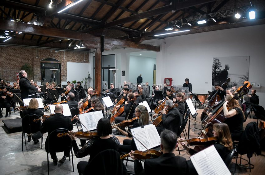  Una sala colmada acompañó la presentación de la Orquesta Sinfónica de Entre Ríos en el Juan L. Ortiz