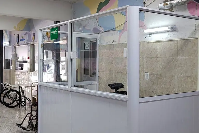  Tras los reclamos de SEDAPPER comienzan las obras para los servicios y quienes trabajan en el Hospital San Roque