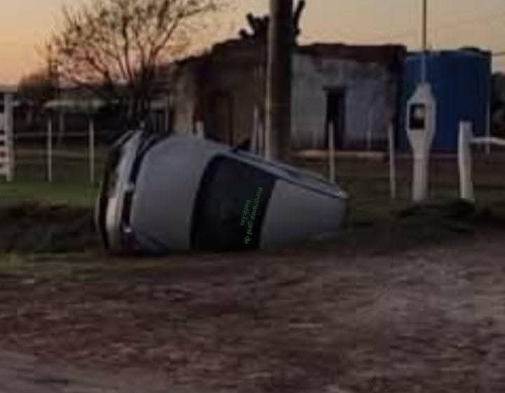  Nuevo siniestro vial: Vuelco en ruta nacional 18 una persona trasladada al hospital Castilla Mira