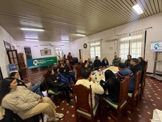  El Municipio de Feliciano concretó el traspaso de gestión a la nueva Comisión de Corsos 2027: Un impulso a la autonomía de las comparsas